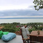 Panorama Apartmanhaz Badacsonytomaj