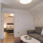 Panorama Apartmanhaz Badacsonytomaj