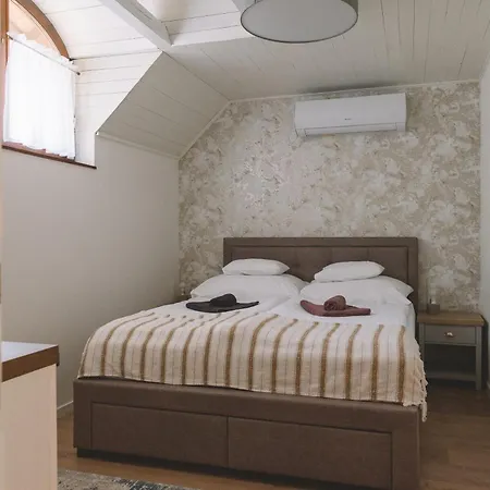 Panorama Apartmanhaz *