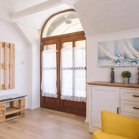 Panorama Apartmanhaz Lejlighed Badacsonytomaj