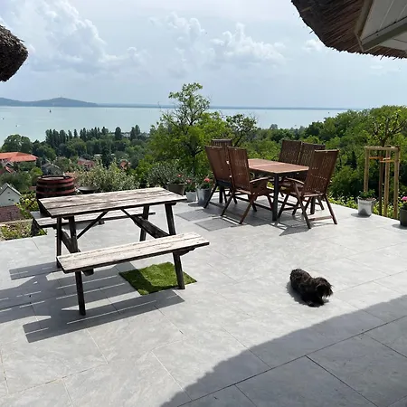 Panorama Apartmanhaz Apartamento