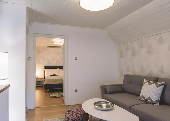 Panorama Apartmanhaz Badacsonytomaj